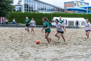 Bild 33 - wBJ/wCJ Beachsoccer Cup